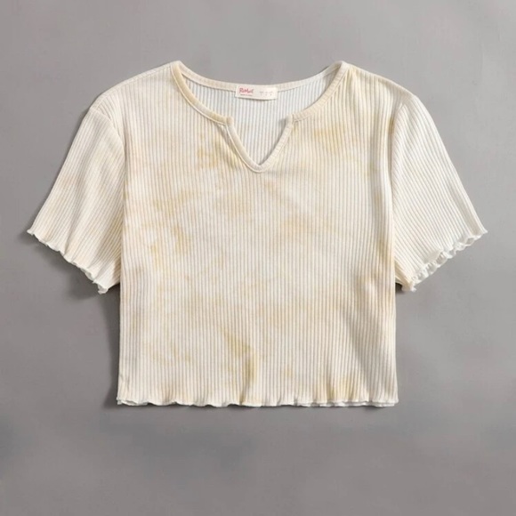 Tops - Picture 3 of 5